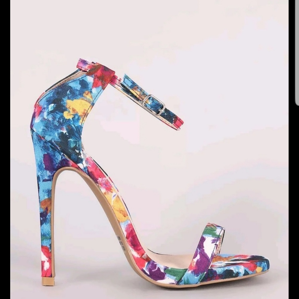 Liliana sandals